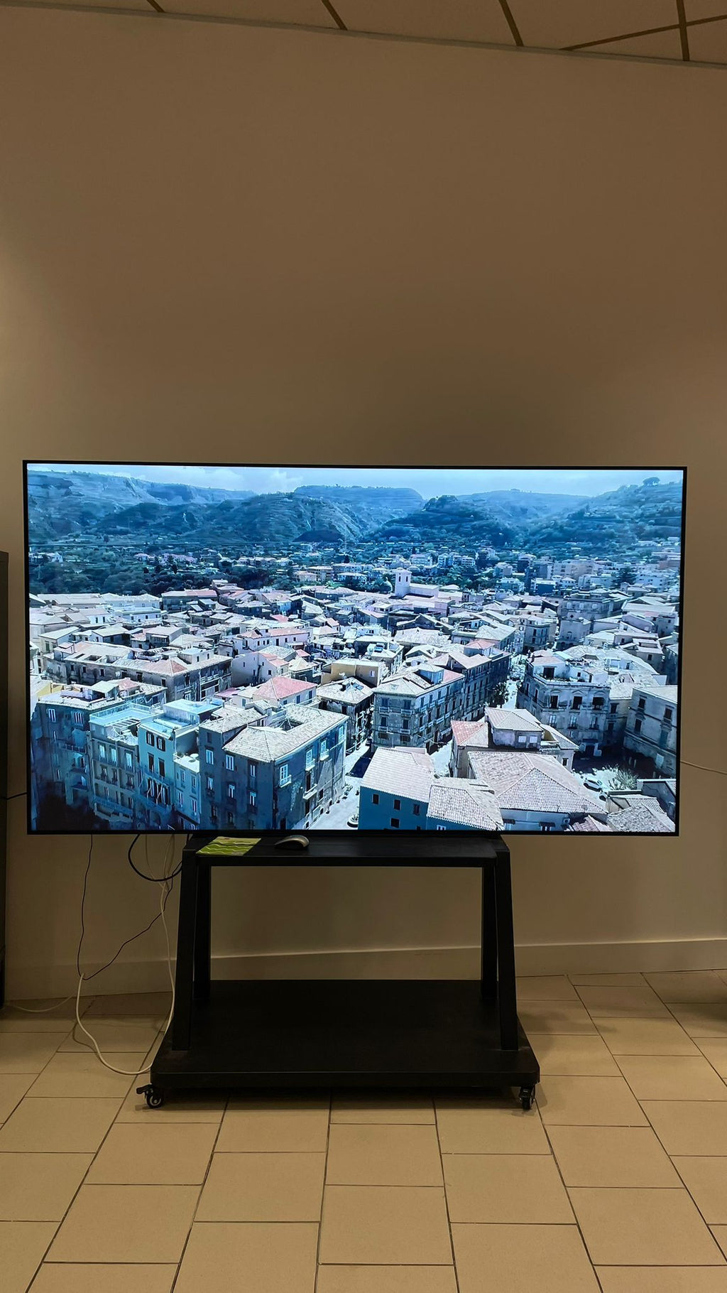 Smart TV + Heavy-Duty Mobile Trolley Bundle – Save $2,500!