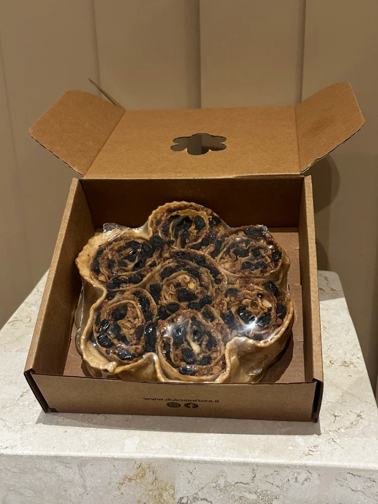 Dulcis in Fiore Fig Pastry - Flower-Shaped Artisan Dessert
