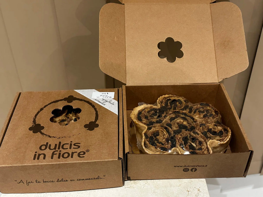 Dulcis in Fiore Fig Pastry - Flower-Shaped Artisan Dessert